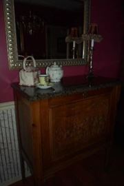 cute little side piece