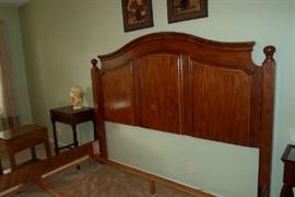 very nice king bed w/head & foot boards, no mattresses