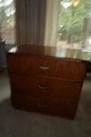 3 drawer chest