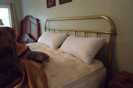 brass king bed