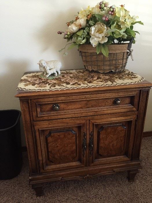 Small Oak cabinet / basket of flowers/ porcelain lamb