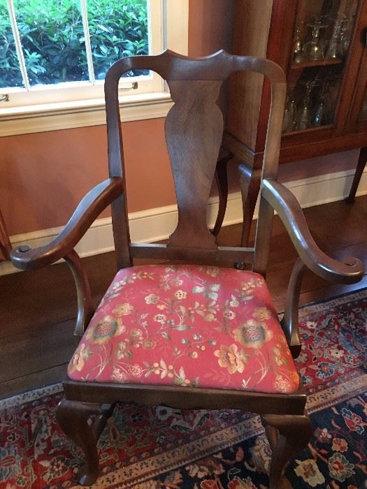 there are 6 dining chairs and they are from the Henry Ford collection.  done almost 50 years ago by Century Furniture.  They are in excellent condition