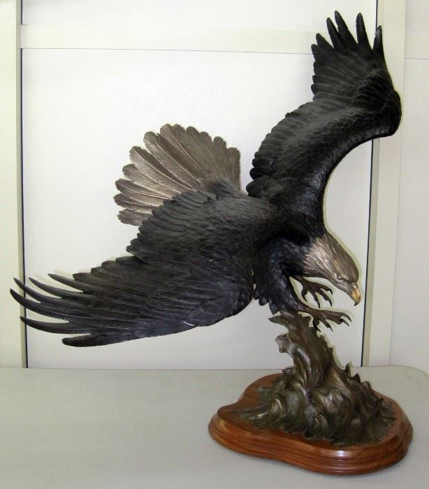 Huge 43" Bronze Eagle "Maine" Mike Curtis 1982	