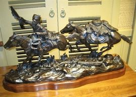 27" Bronze "Run For The Riverboat" Terry Murphy