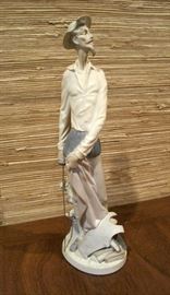 11 3/4" Lladro Porcelain Figurine 4854 Don Quixote			
Lladro Daisa (Spain) porcelain figurine of Don Quixote, #4854, 11 3/4" tall, no box