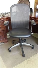 Office chair - nice