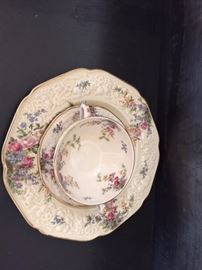 FLORENTINE DINNERWARE.