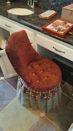 Bombay vanity chair