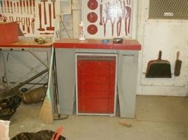 work benches and tables for sale