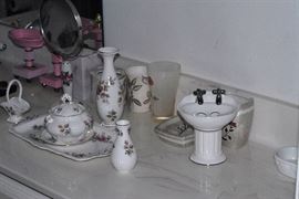 Royal Albert Dresser Set