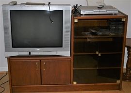 Toshiba TV & Entertainment Stand