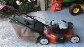 TROY-BILT ELECTRIC START LAWN MOWER
