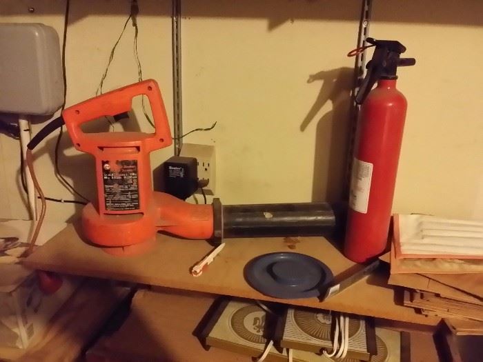 blower, fire extinguisher