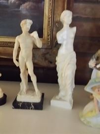 Statutes from Italy and Greece "David" and Venus de Milos