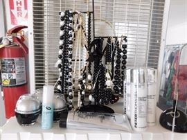 Living Estate of Dr. Mary Susan Oliver
All items have been moved to this warehouse for security and owners piece of mind all items are clearly marked and ready to be sold, do not miss this one with designer labels and designer cosmetics at prices anyone can afford!
3097 Broadway, Macon GA 31206
***JUST SOUTH OF EISENHOWER PARKWAY***
Preview and First Purchases on:
Wednesday October 26, 2016 (4PM to 8PM)
Thursday October 27, 2016 (10AM to 6PM)
Friday October 28, 2016 (10AM to 6PM)
Saturday October 29, 2016 (9AM to 5PM)
Sunday October 30, 2016 (10AM to 5PM)
Two Southern Peaches Pickin’ in the South with Two Yankee Boys just Diggin’ it out.
Beverly 478-957-1717 Susan 478-284-9402 Paul 478-262-6896 Rodney 478-250-2759