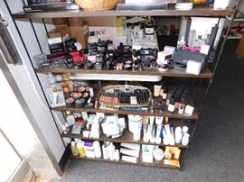 Living Estate of Dr. Mary Susan Oliver
All items have been moved to this warehouse for security and owners piece of mind all items are clearly marked and ready to be sold, do not miss this one with designer labels and designer cosmetics at prices anyone can afford!
3097 Broadway, Macon GA 31206
***JUST SOUTH OF EISENHOWER PARKWAY***
Preview and First Purchases on:
Wednesday October 26, 2016 (4PM to 8PM)
Thursday October 27, 2016 (10AM to 6PM)
Friday October 28, 2016 (10AM to 6PM)
Saturday October 29, 2016 (9AM to 5PM)
Sunday October 30, 2016 (10AM to 5PM)
Two Southern Peaches Pickin’ in the South with Two Yankee Boys just Diggin’ it out.
Beverly 478-957-1717 Susan 478-284-9402 Paul 478-262-6896 Rodney 478-250-2759