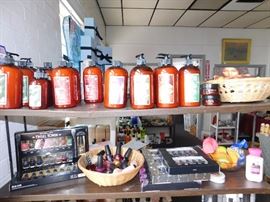 Living Estate of Dr. Mary Susan Oliver
All items have been moved to this warehouse for security and owners piece of mind all items are clearly marked and ready to be sold, do not miss this one with designer labels and designer cosmetics at prices anyone can afford!
3097 Broadway, Macon GA 31206
***JUST SOUTH OF EISENHOWER PARKWAY***
Preview and First Purchases on:
Wednesday October 26, 2016 (4PM to 8PM)
Thursday October 27, 2016 (10AM to 6PM)
Friday October 28, 2016 (10AM to 6PM)
Saturday October 29, 2016 (9AM to 5PM)
Sunday October 30, 2016 (10AM to 5PM)
Two Southern Peaches Pickin’ in the South with Two Yankee Boys just Diggin’ it out.
Beverly 478-957-1717 Susan 478-284-9402 Paul 478-262-6896 Rodney 478-250-2759