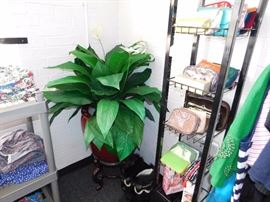 Living Estate of Dr. Mary Susan Oliver
All items have been moved to this warehouse for security and owners piece of mind all items are clearly marked and ready to be sold, do not miss this one with designer labels and designer cosmetics at prices anyone can afford!
3097 Broadway, Macon GA 31206
***JUST SOUTH OF EISENHOWER PARKWAY***
Preview and First Purchases on:
Wednesday October 26, 2016 (4PM to 8PM)
Thursday October 27, 2016 (10AM to 6PM)
Friday October 28, 2016 (10AM to 6PM)
Saturday October 29, 2016 (9AM to 5PM)
Sunday October 30, 2016 (10AM to 5PM)
Two Southern Peaches Pickin’ in the South with Two Yankee Boys just Diggin’ it out.
Beverly 478-957-1717 Susan 478-284-9402 Paul 478-262-6896 Rodney 478-250-2759