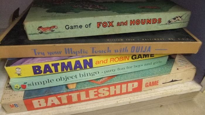 tons of vintage board games, puzzles, etc