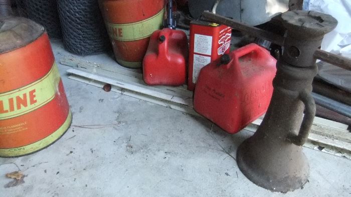 gas cans, cast iron cap with internal screw
