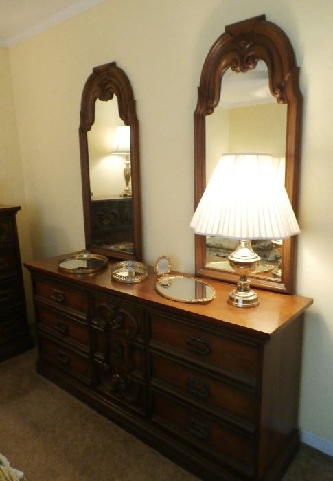 DRESSER - MATCHES CHEST OF DRAWERS AND HEADBOARD