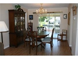 THOMASVILLE DINING ROOM PIECES IN EXCELLENT CONDITION