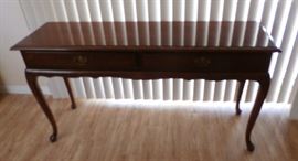 QUEEN ANNE SOFA TABLE