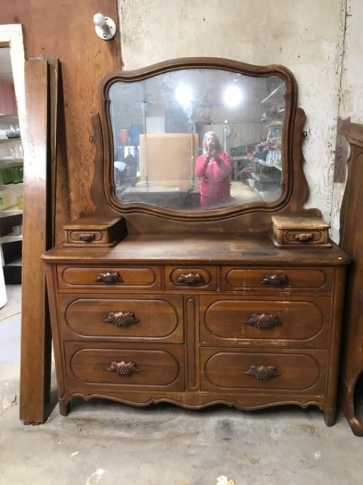 Davis Cabinet company VINTAGE Lillian Russell Collection.  Includes dresser, end table and headboard, sideboard, foot board, and chest of drawers.  All in fair condition.