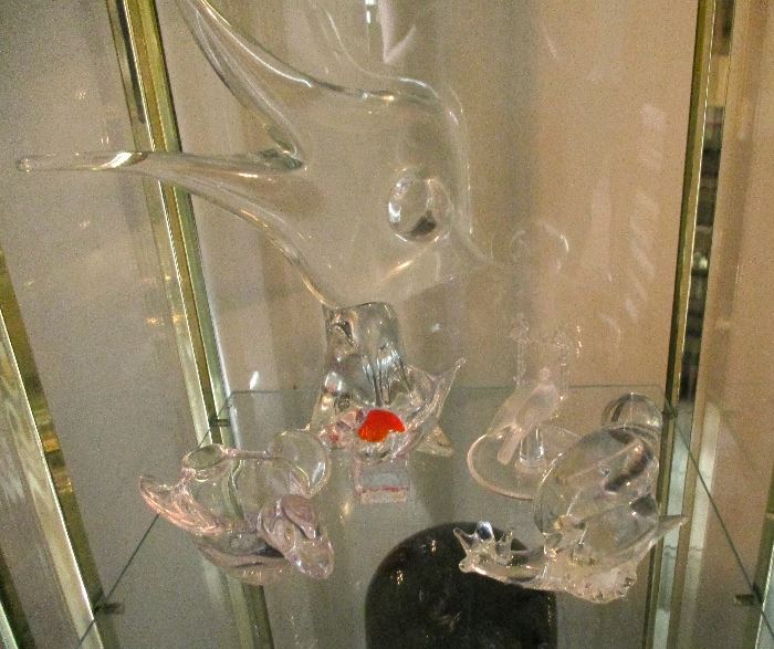 The Lalique pieces (3) sold.