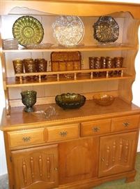 Maple hutch