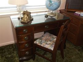 Mahogany double pedestal desk