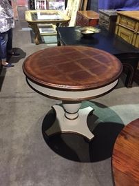32 inch round 30 inch table - perfect accent or game table
