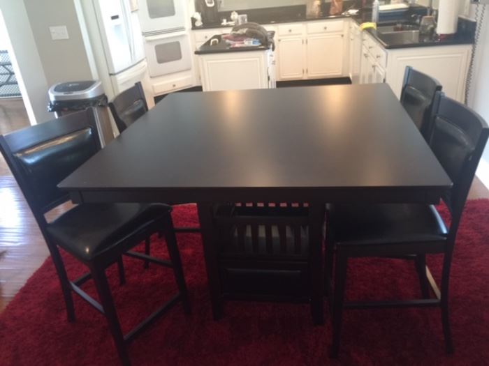 Bar Height lg Table, 4 tall chairs 