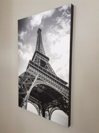 Eiffel Tower in Black & White 
