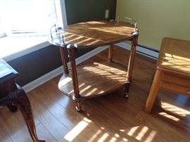 Serving/bar cart on casters