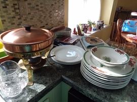 Copper chafing dish & other kitchen items
