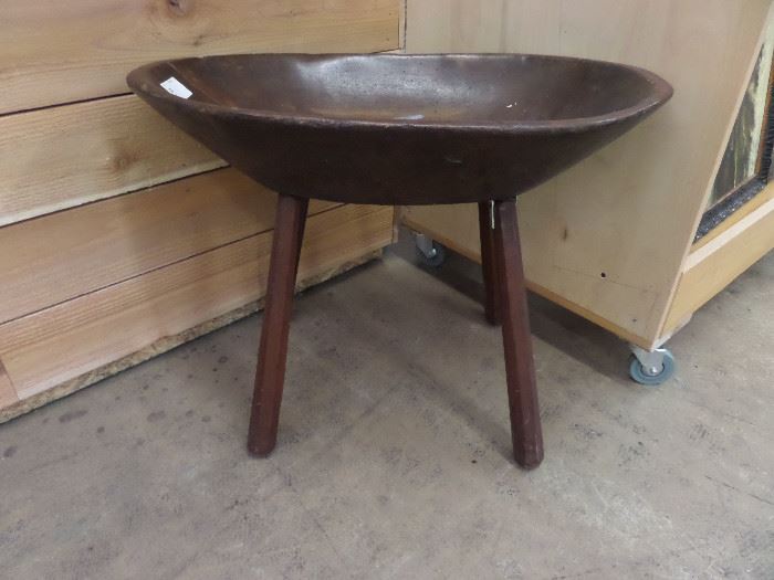 DOUGH BOWL ON STAND
