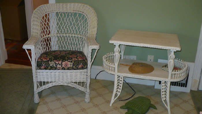 WICKER CHAIR, TABLE