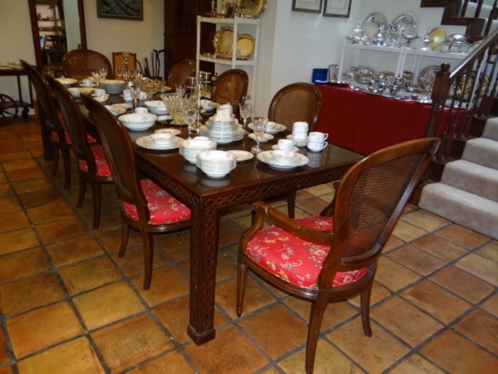 Henredon Table - Large