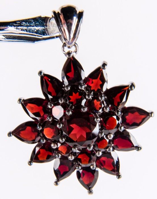 Lot 55 - Jewelry Sterling Silver Garnet Flower Pendant