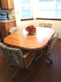 Oak Kitchen Dining Table Rolling Chairs
