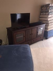 CHOCOLATE WOOD FINISH 66" GAMING CONSOLE / TV STAND