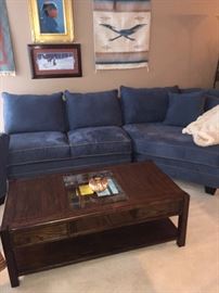 BLUE MICROFIBER SECTIONAL SOFA WITH RIGHT SIDE CHAISE LOUNGE & FLEXSTEEL COFFEE TABLE WITH GLASS-TOP AND DRAWERS