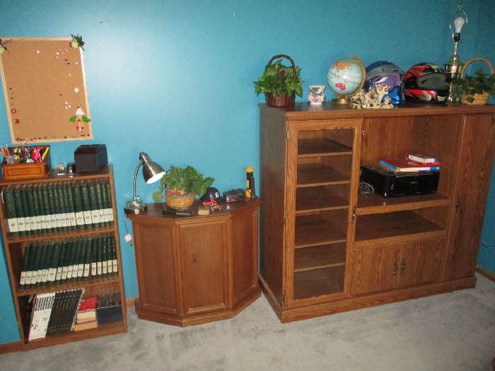 FURNITURE ENTERTAINMENT CENTER AND TABLES