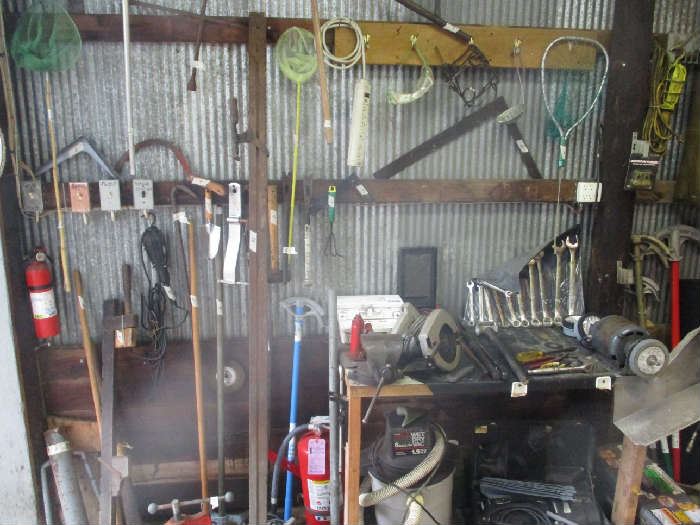 GARAGE ITEMS AND TOOLS