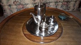 Oneida Stainless Breakfast Set
