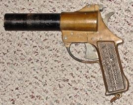 WWII Flare Gun