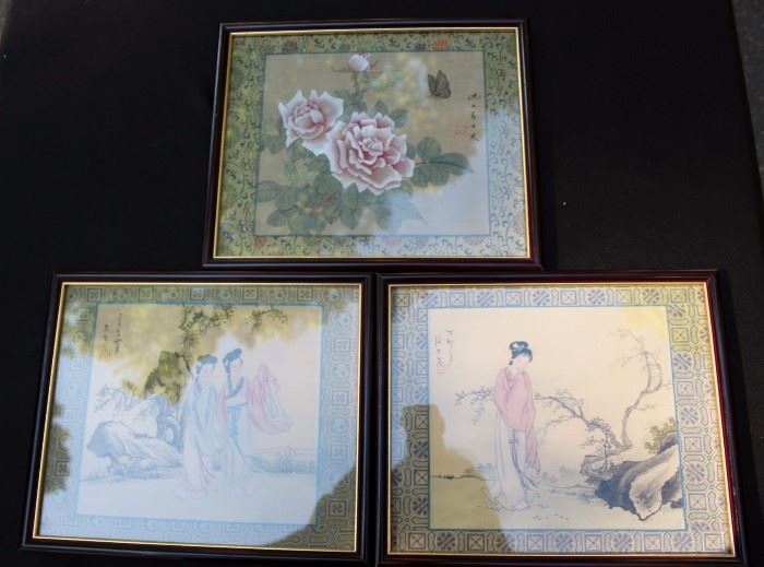 Vintage Japanese Fabric Prints

Each frame measures 12" x 10"

Back of frames read "The Little Frame Shop by Prestige Frames, Inc. Creative Custom Framing"

Very beautifully stitched fabrics within that are bordered with ornate patterns that capture classic Japanese aesthetic. 