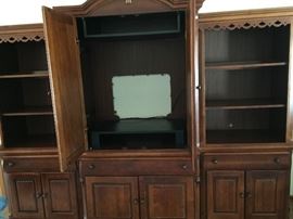 ENTERTAINMENT CENTER, SHELVES
