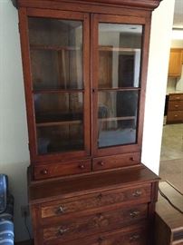 CHINA HUTCH